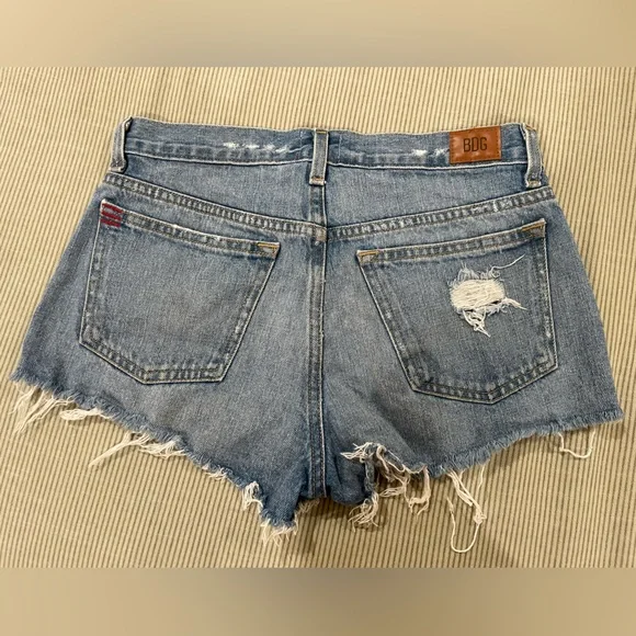 BDG Women's Ripped Blue Jean Shorts size 26 - Picture 2 of 5